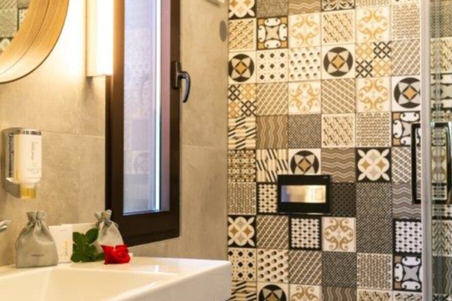 Deluxe Suite Vista Mare con terazza e vasca idromassaggio esterna 4 Deluxe Suite Vista Mare con terazza e vasca idromassaggio esterna 4