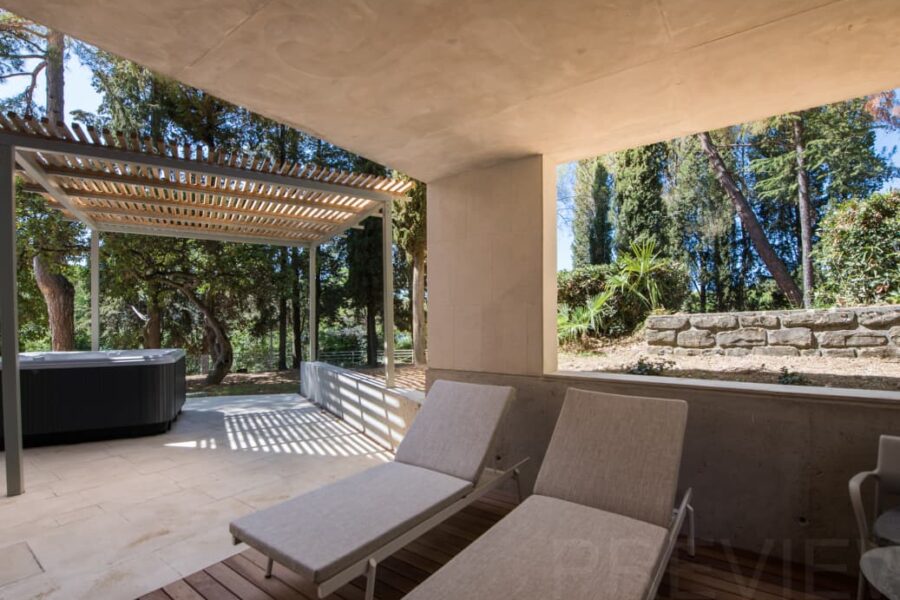 Junior Suite Superior con etrrazza e vasca isromassaggio esterna 5 Junior Suite Superior con etrrazza e vasca isromassaggio esterna 5